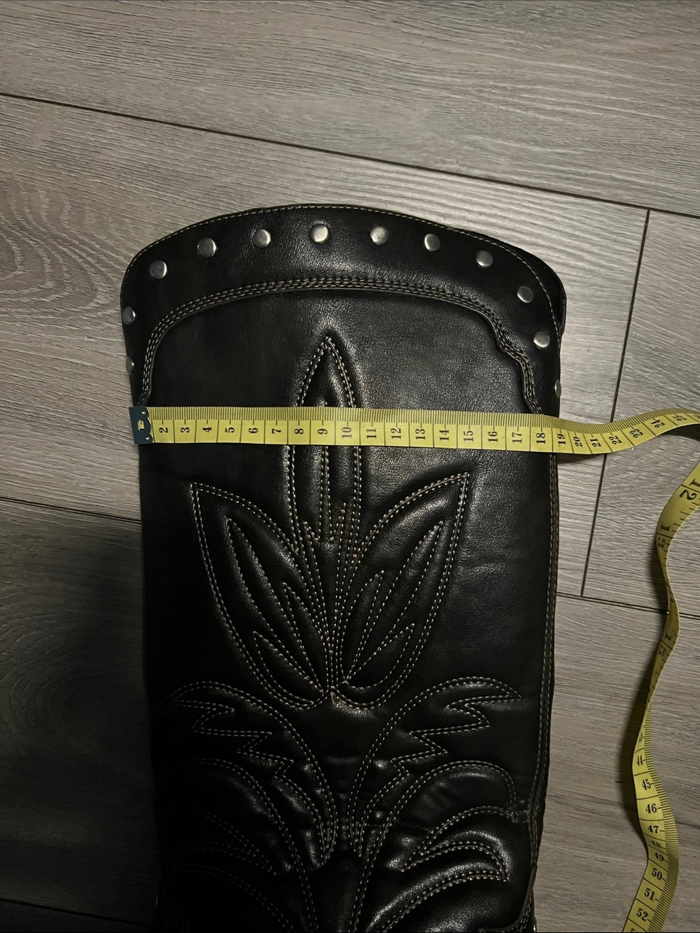 Cowboy boots - Picture 8 of 11